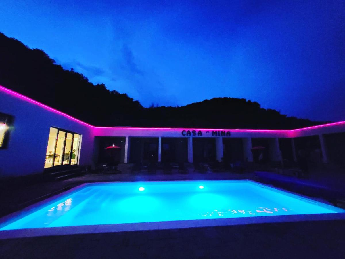Casa Mina Divici 호텔 외부 사진
